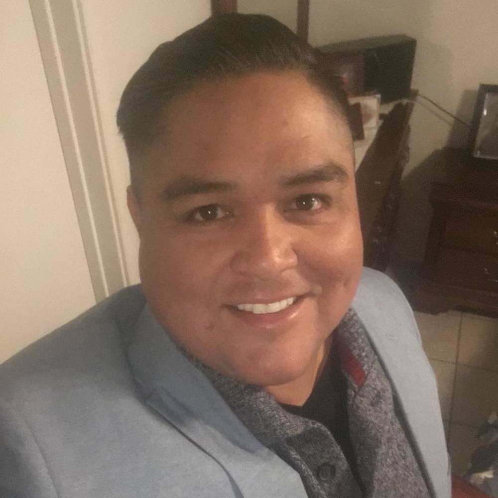 Meet your Posher, Javier